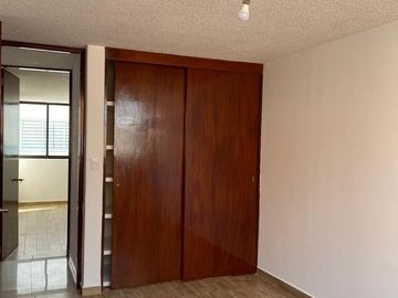 Bonito Departamento en venta, super ubicado y muy iluminado en la Napoles.