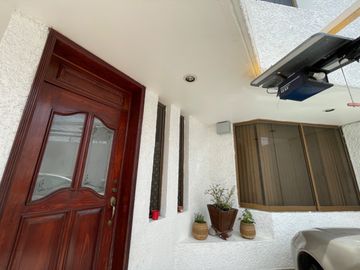 CASA EN VENTA EN CONJUNTO EUROPA
