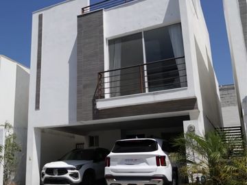 Casa en VENTA Cumbres Provenza Sector Aqua, García, N.L.