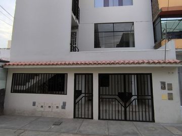 VENTA DEPARTAMENTO MAS COCHERA URB LA NORIA