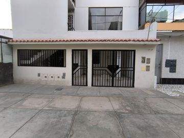 VENTA DEPARTAMENTO MAS COCHERA URB LA NORIA
