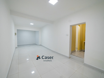 LOCAL COMERCIAL DE 4 PISOS EN VENTA-MESA REDONDA EN JR INAMBARI