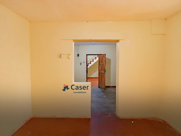 LOCAL COMERCIAL DE 4 PISOS EN VENTA-MESA REDONDA EN JR INAMBARI