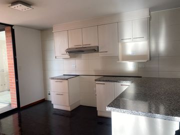 BELLAVISTA ALTO, DEPARTAMENTO 305 MTS, 3 DORMITORIOS:$280.000,00
