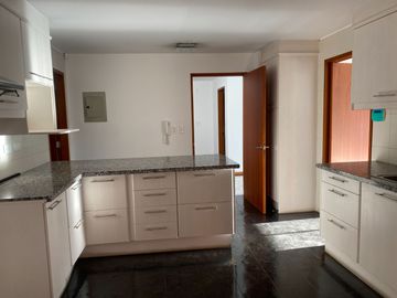 BELLAVISTA ALTO, DEPARTAMENTO 305 MTS, 3 DORMITORIOS:$280.000,00