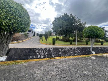 TERRENO EN VENTA URBANIZACIÓN MANANTIAL CONOCOTO