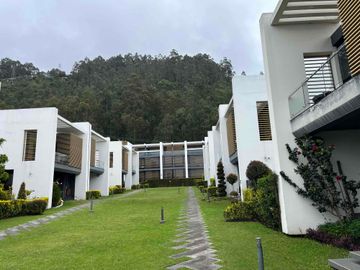 Cumbaya Tanda Vendo Oportunidad casa lugar exclusivo lleno de naturaleza