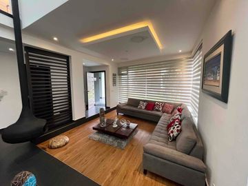 Cumbaya Tanda Vendo Oportunidad casa lugar exclusivo lleno de naturaleza