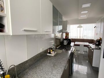 LINDO DEPARTAMENTO DÚPLEX EN LINDA ZONA DE  CASUARINAS SUR