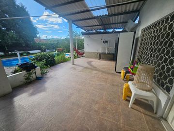 VENTA CASA QUINTA MELGAR PRECIO DE OPORTUNIDAD