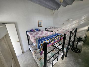 VENTA CASA QUINTA MELGAR PRECIO DE OPORTUNIDAD