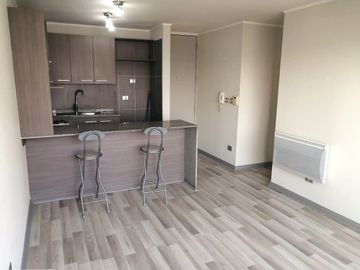 DEPARTAMENTO, MACUL CON VESPUCIO, 2 DORMITORIOS, 2 BAÑOS, TERRAZA, ESTACIONAMIENTO, BODEGA, PISCINAS, JARDINES, AZOTEA CON QUINCHO, METRO
