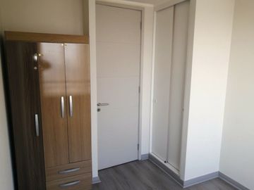 DEPARTAMENTO, MACUL CON VESPUCIO, 2 DORMITORIOS, 2 BAÑOS, TERRAZA, ESTACIONAMIENTO, BODEGA, PISCINAS, JARDINES, AZOTEA CON QUINCHO, METRO