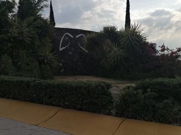Casa CERCA de plaza PATIO SENDERO QRO