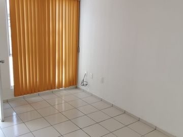 Casa CERCA de plaza PATIO SENDERO QRO