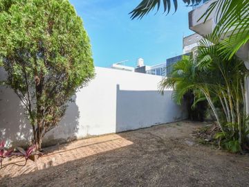 Casa en Venta | 3 Niveles | Flamingos Nuevo Vallarta