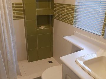 CASA EN VENTA 4 DORMITORIOS URB. SAN JOSÉ DEL VALLE CONOCOTO