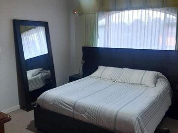 CASA EN VENTA 4 DORMITORIOS URB. SAN JOSÉ DEL VALLE CONOCOTO