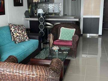 VENDO EXCELENTE APTO EN CRISTALES