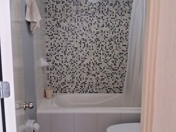 165000$ VENTA DEPARTAMENTO MODERNO EN CONDOMINIO  LOMAS DE LA MOLINA VIEJA