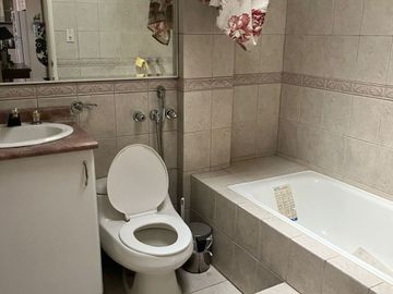 CASA EN VENTA, 3 PISOS, 7 HABITACIONES, CARCELEN-CARRETAS