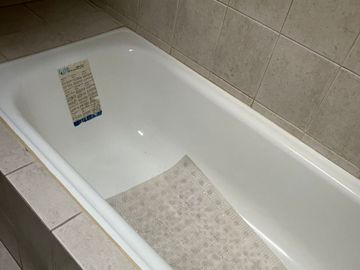 CASA EN VENTA, 3 PISOS, 7 HABITACIONES, CARCELEN-CARRETAS