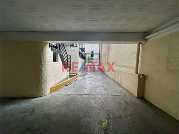 ID: 1143673 Ocasion! Vendo Dpto 96M2 2Do Piso Vista Externa De 3 Dorms + 1 Cochera+ 1 Deposito - Chorrillos
