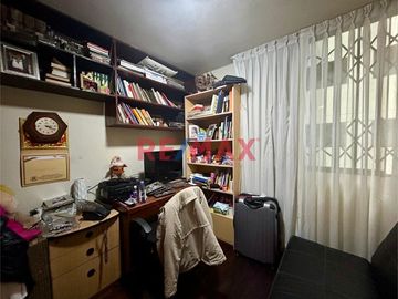 ID: 1143673 Ocasion! Vendo Dpto 96M2 2Do Piso Vista Externa De 3 Dorms + 1 Cochera+ 1 Deposito - Chorrillos