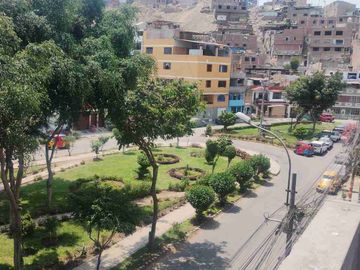 SE VENDE CASA EN EL DISTRITO DE SAN JUAN DE LURIGANCHO