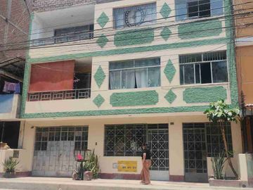 SE VENDE CASA EN EL DISTRITO DE SAN JUAN DE LURIGANCHO
