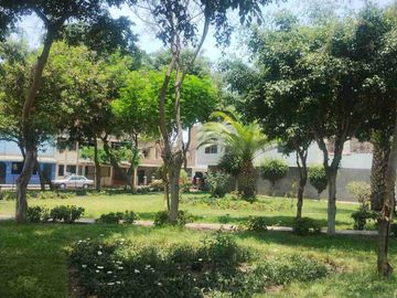 SE VENDE CASA EN SAN JUAN DE LURIGANCHO