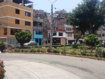 SE VENDE CASA EN SAN JUAN DE LURIGANCHO