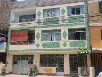 SE VENDE CASA EN SAN JUAN DE LURIGANCHO