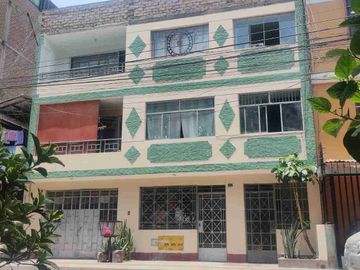 SE VENDE CASA EN SAN JUAN DE LURIGANCHO