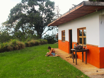 Casa-finca en Jericó, Antioquia – 3.900 m² de tierra fértil con vista panorámica.