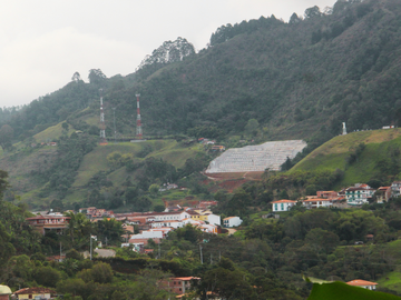 Casa-finca en Jericó, Antioquia – 3.900 m² de tierra fértil con vista panorámica.