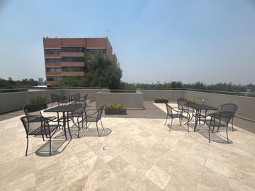 Excelente oficina en renta en Toriello Guerra