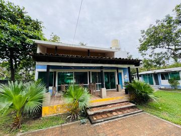 Casa de Descanso en Veracruz con Alberca y Salida Al Río Loc. La Posta