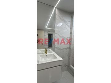 Venta Hermosa Casa Moderna De 3 Hab. Ac. 112.51 M2 - Los Sauces - Victor Larco Herrera