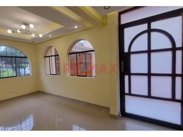 Venta Hermosa Casa Moderna De 3 Hab. Ac. 112.51 M2 - Los Sauces - Victor Larco Herrera