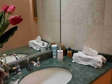 Departamento de venta, 4 dormitorios Vista - Balcón