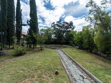 $495.000 - Casa de Venta en Mitad del Mundo – Ideal para Vivienda, Hosteria o Restaurante