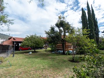 $495.000 - Casa de Venta en Mitad del Mundo – Ideal para Vivienda, Hosteria o Restaurante