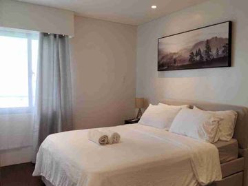 fully furnished 1 bedroom with balcony