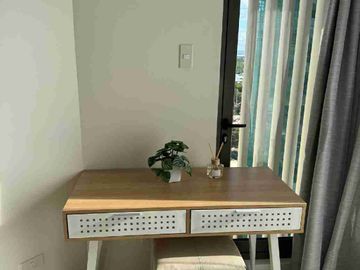 fully furnished 1 bedroom with balcony