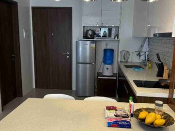 fully furnished 1 bedroom with balcony
