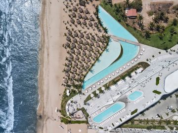 🏖️ Exclusivo Condominio Frente al Mar en Maritima Playa – 3 Recámaras | 210 m²