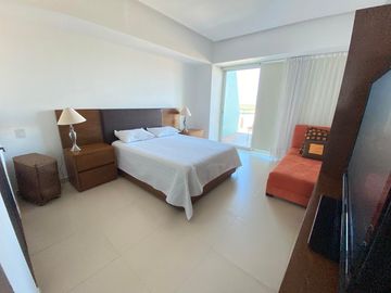Departamento de lujo en Icon Vallarta con acceso a playa – 4 recámaras y amenidades exclusivas.