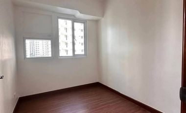 2 Bedroom Condo for Sale in Pasay City Near Manila Tyatana Colleges