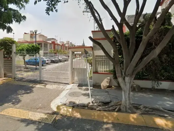 CASA EN VENTA EN COLONIA LAS AMERICAS, ECATEPEC, AVENDA INDEPENDENCIA